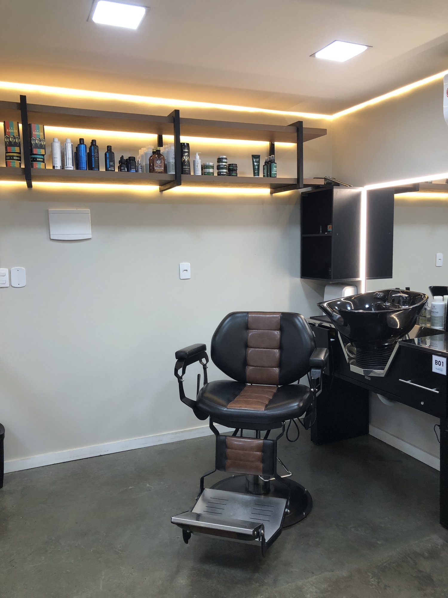 Barbearia OJR no Wellness Hub